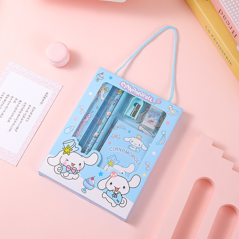 Set de papelería Hello Kitty K - Ideal Stationery & Office Supply reseña y precio